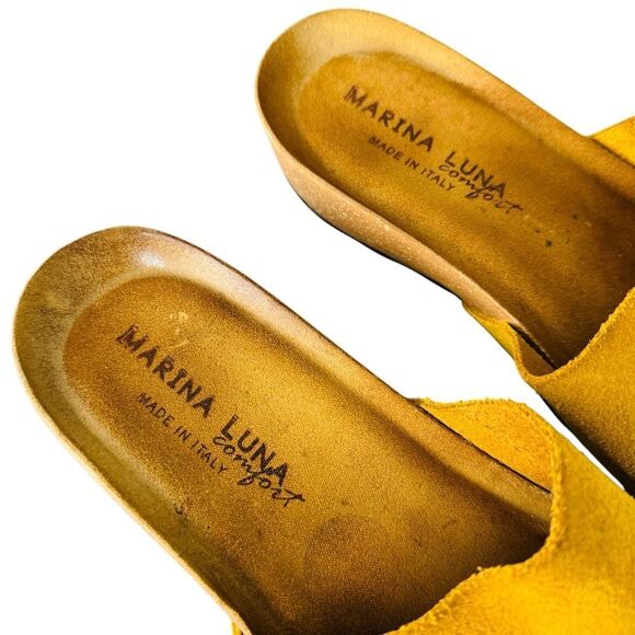 marina luna Comfort Sandals Made In Italy Slides Sz 8 Mustard Yellow Suede Wedge - Picture 5 of 8